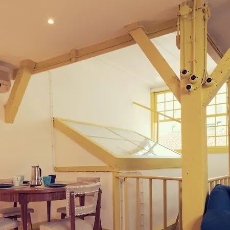 Calling & Guest house